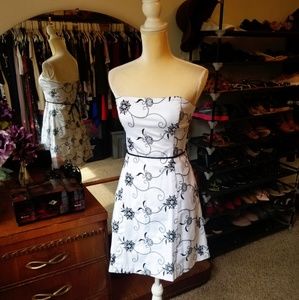 White House Black Market Strapless Dress
